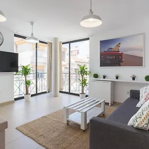 https://perfect-apt-for-couples-or-groups-up-to-5-guests.es-andalucia.com