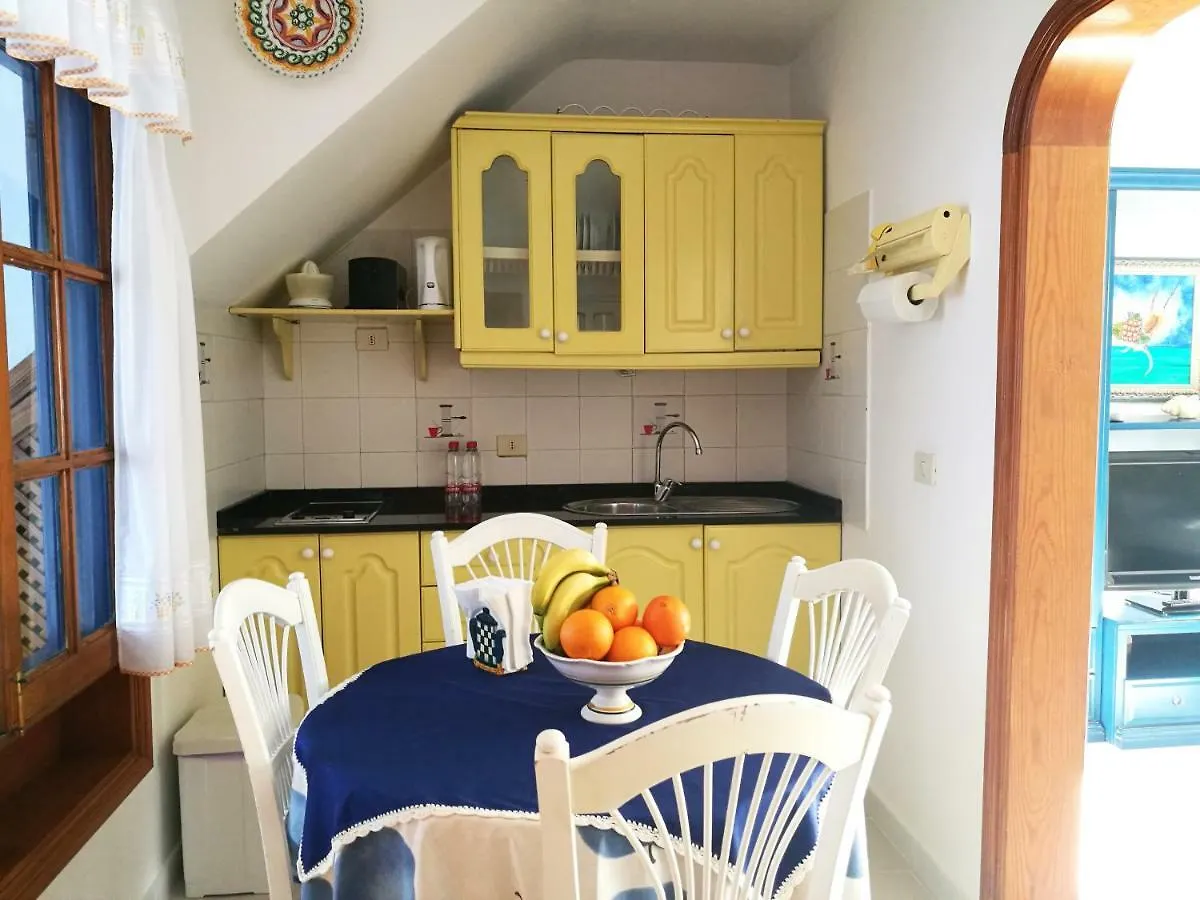 Apartment Apartamento La Caleta Famara Spain